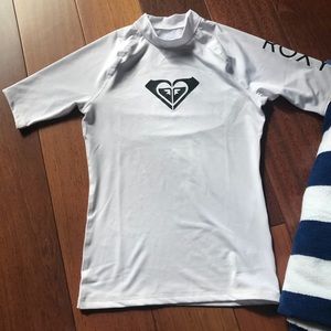 ROXY Wholehearted Rashguard SS Size Small NWT